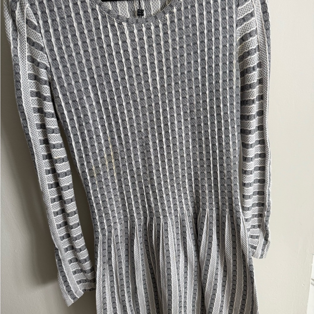 BCBGMaxAzria Black and White Textured Knit Top
